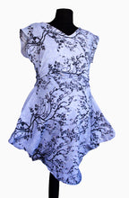 Load image into Gallery viewer, VeNove Blue tulip tunic dress tiny flowers