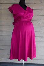 Load image into Gallery viewer, VeNove Magenta wrap dress with kimono sleeves
